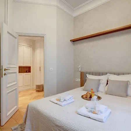 Apartman Bluestay 866 - Superb In *